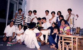 group08.jpg (19770 bytes)